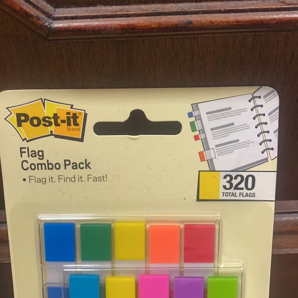 Post-It Flag Combo Pack - Sticky Tabs & Spiral Bound Sticky Notes (Comes as Set) - Picture 3 of 12
